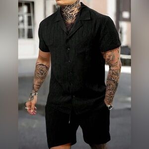 Men’s shirt and short pair